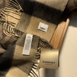 Replica Scialle in lana cashmere double face Burberry 30 x 180