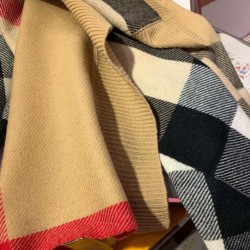 Replica Burberry classico grande scialle in cashmere a quadri 60 x 180 marrone
