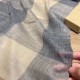 Replica Sciarpa Burberry classica in cashmere con motivo tartan e ricamo cavallo 100 x 200