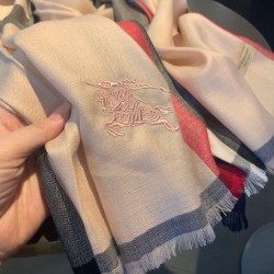 Replica Scialle Burberry in cashmere con motivo a rombi classico check 70 x 200
