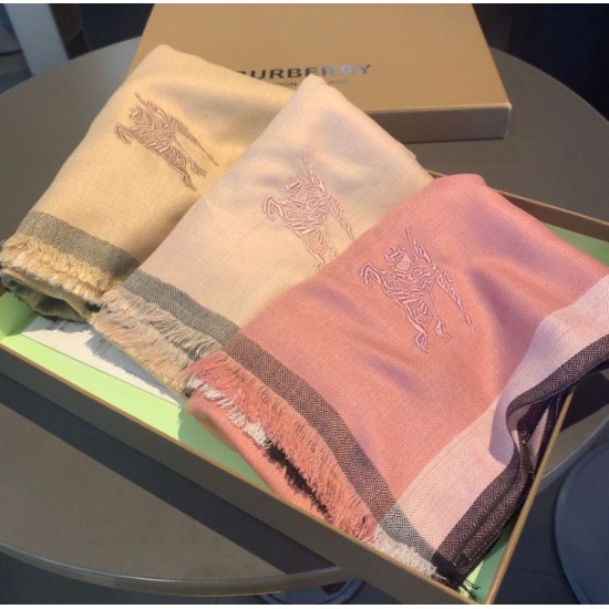 Replica Scialle Burberry in cashmere con motivo a rombi classico check 70 x 200
