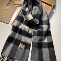 Replica Burberry scialle classico in cashmere con motivo check medio 40 x 180