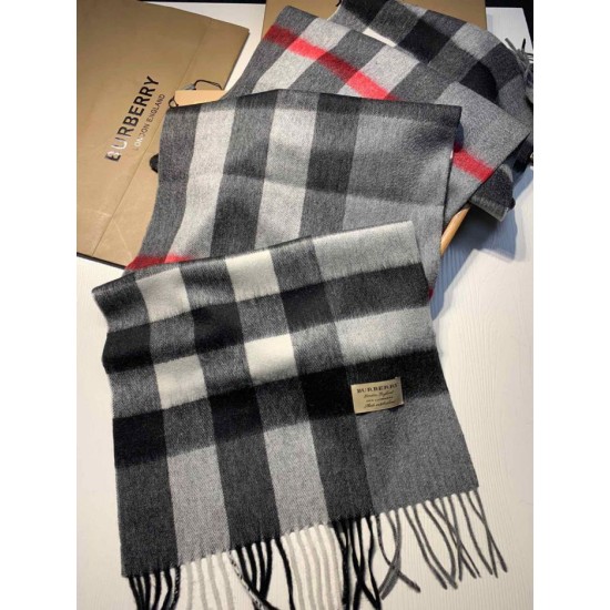 Replica Burberry scialle classico in cashmere con motivo check medio 40 x 180
