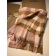 Replica Burberry scialle classico in cashmere con motivo check medio 40 x 180