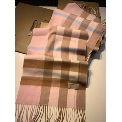 Replica Burberry scialle classico in cashmere con motivo check medio 40 x 180