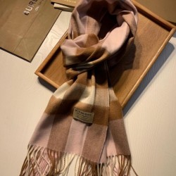 Replica Burberry scialle classico in cashmere con motivo check medio 40 x 180