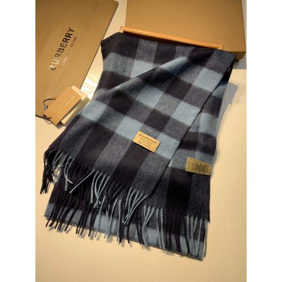 Replica Burberry scialle classico in cashmere con motivo check medio 40 x 180