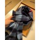 Replica Burberry scialle classico in cashmere con motivo check medio 40 x 180