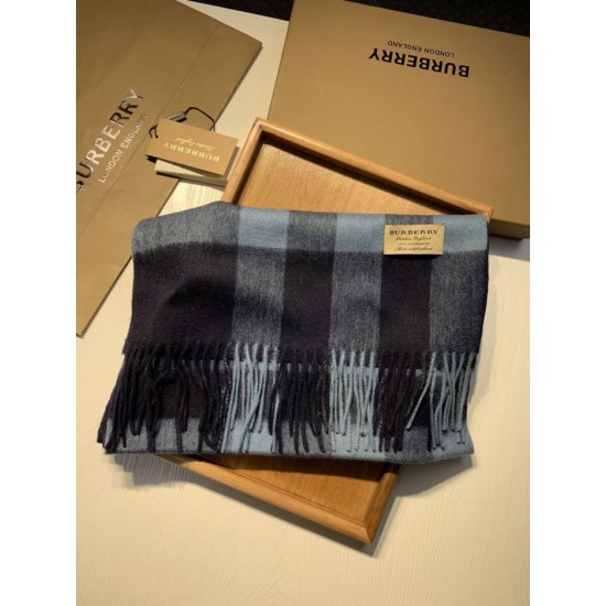 Replica Burberry scialle classico in cashmere con motivo check medio 40 x 180
