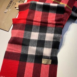 Replica Burberry scialle classico in cashmere con motivo check medio 40 x 180