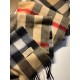 Replica Burberry scialle classico in cashmere con motivo check medio 40 x 180