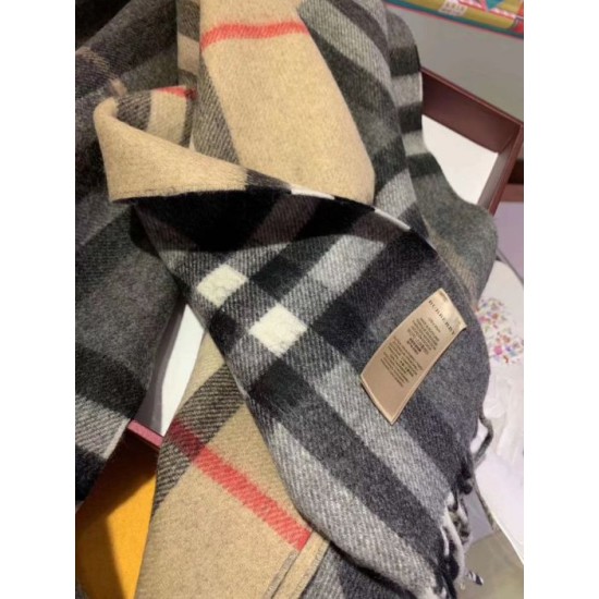 Replica Burberry Scialle in cashmere con motivo check classico 30 x 250