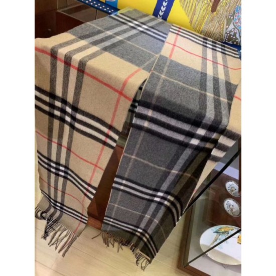 Replica Burberry Scialle in cashmere con motivo check classico 30 x 250