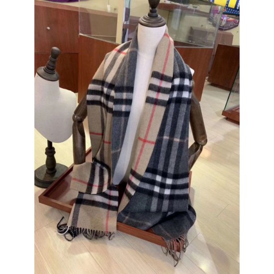 Replica Burberry Scialle in cashmere con motivo check classico 30 x 250