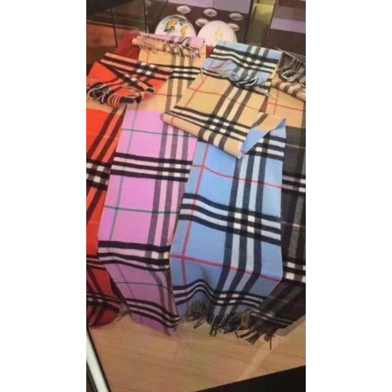 Replica Burberry Scialle in cashmere con motivo check classico 30 x 250