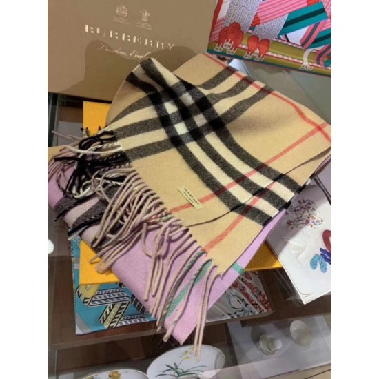 Replica Burberry Scialle in cashmere con motivo check classico 30 x 250