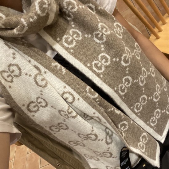 Replica Sciarpa Classic Wool GG jacquard Caffè