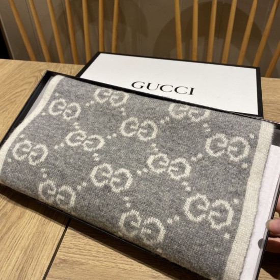 Replica Sciarpa Classic Wool GG jacquard Grigia