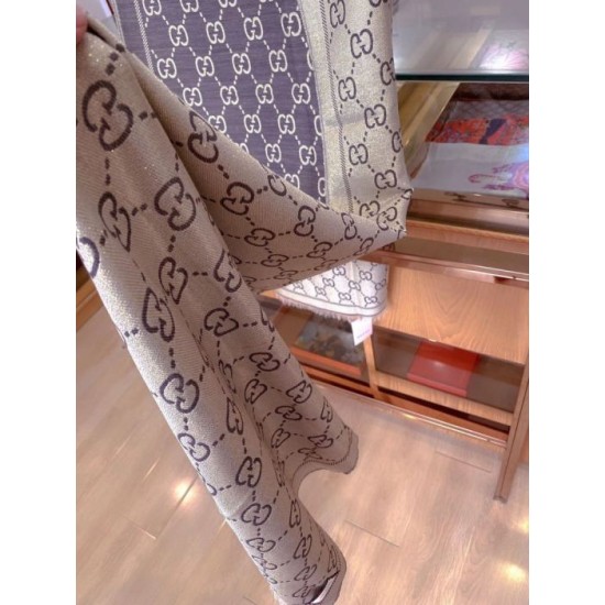 Replica Scialle in lurex intarsiato con elementi classici in edizione limitata Marrone
