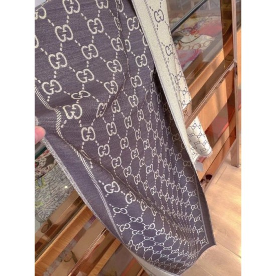 Replica Scialle in lurex intarsiato con elementi classici in edizione limitata Marrone