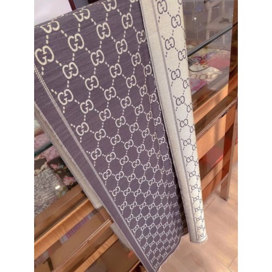 Replica Scialle in lurex intarsiato con elementi classici in edizione limitata Marrone