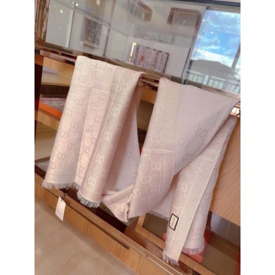 Replica Scialle in lurex intarsiato con elementi classici in edizione limitata Rosa