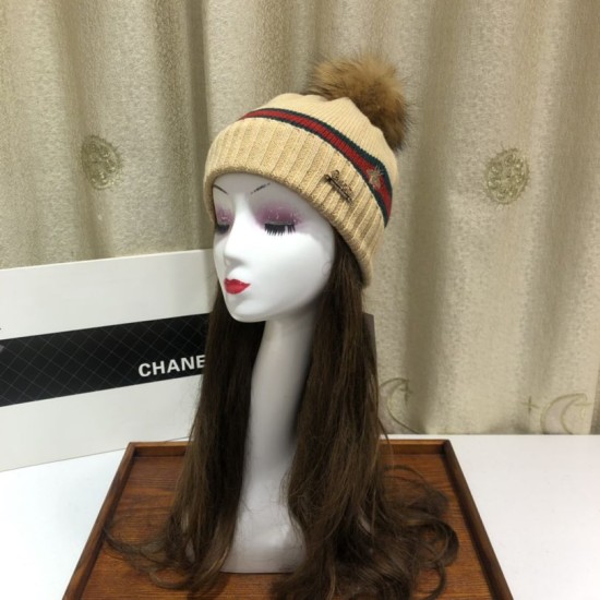 Replica Classic Cashmere Jacquard Sciarpa e Cappello Marrone