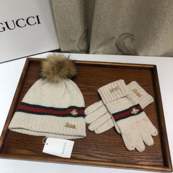 Replica Classic Cashmere Jacquard Sciarpa e Cappello Beige