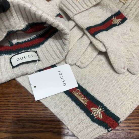 Replica Classic Cashmere Jacquard Sciarpa e Cappello Beige