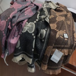 Replica Sciarpa in cashmere con logo jacquard GG Lurex Marrone