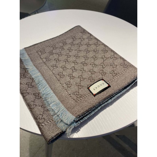 Replica Sciarpa in cashmere jacquard con motivo GG 23 x 180 Azzurro Replica Sciarpa in cashmere jacquard con motivo GG 23 x 180 Azzurro