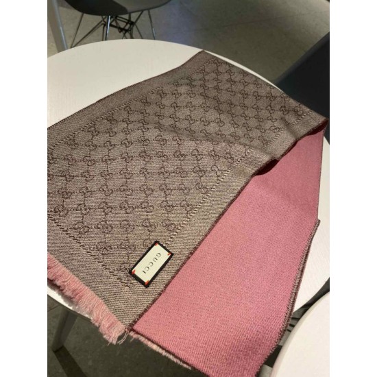 Replica Sciarpa in cashmere jacquard con motivo GG 23 x 180 Rosa Replica Sciarpa in cashmere jacquard con motivo GG 23 x 180 Rosa
